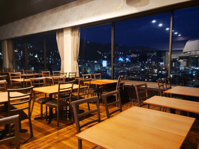 バイキング会場 眺望(夜)