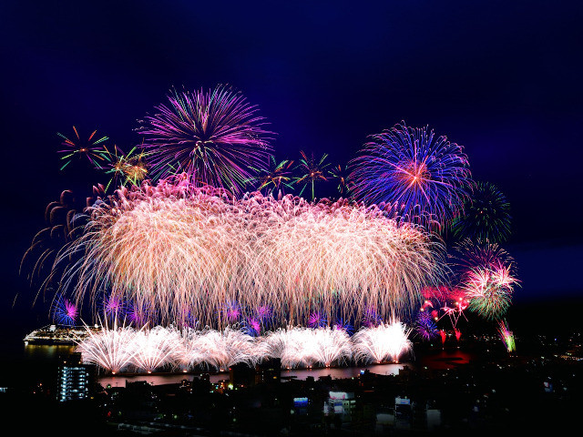 21年8月6日以降開催中止 21年 夏の花火大会のお知らせです 21年8月5日 更新 伊東園ホテル 公式サイト 伊東温泉旅行 伊東園ホテルズ