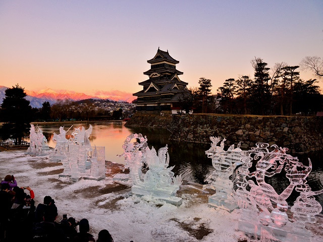 夕日を浴びながら