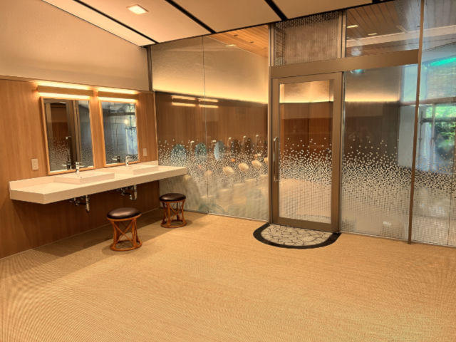1階大浴場脱衣場