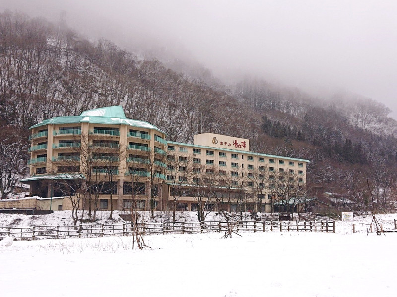 ホテル外観(冬)
